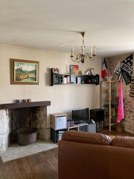 Grand Appartement Tres Clair Pres Centre Ville Argentat Ngoại thất bức ảnh